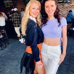 Meet your Posher, Liv